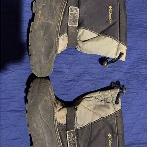 Columbia Black and Gray Winter Boots